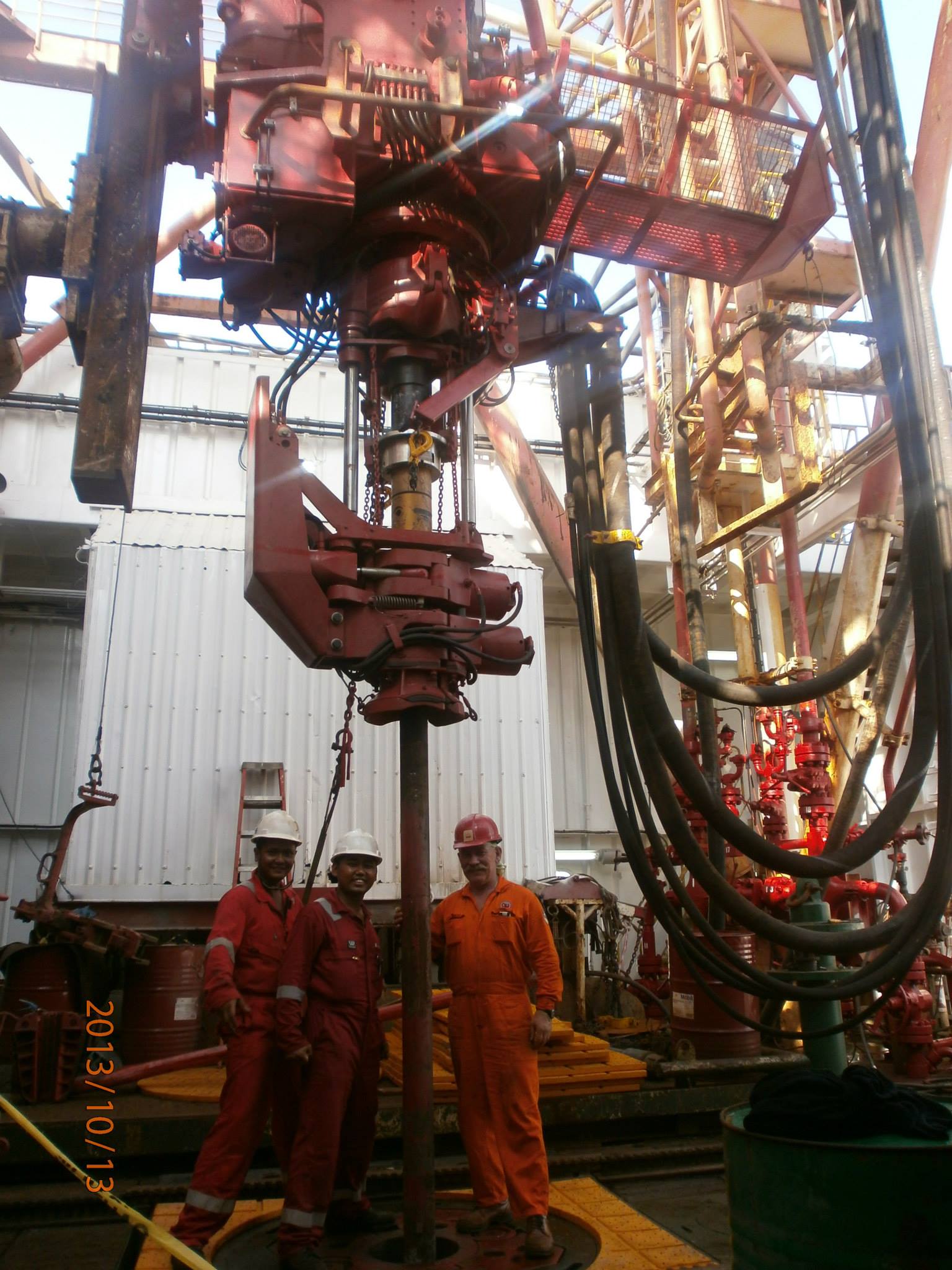 Hydraulic top drive system